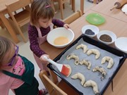 Pečeme ve školce - od zrníčka po rohlík